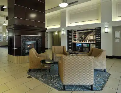 Hampton Inn & Suites by Hilton Calgary-Airport - 26