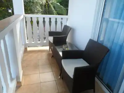 Divers Lodge Guest House - 28