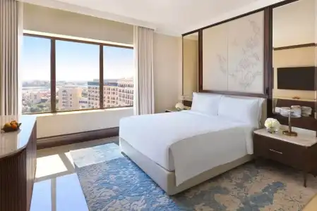 The Ritz-Carlton Abu Dhabi, Grand Canal - 36