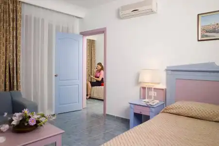 Eva Beach - 14