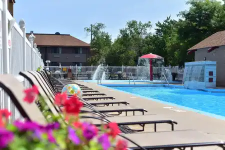 Best Western Ambassador Inn & Suites - 15