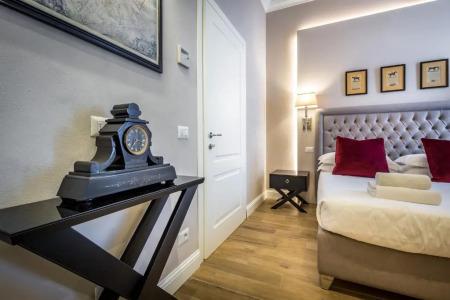 Emma Small Luxury - 100