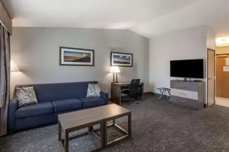 Best Western Plus Las Vegas West - 74