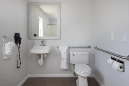 Rodeway Inn Milpitas near Great Mall - 14