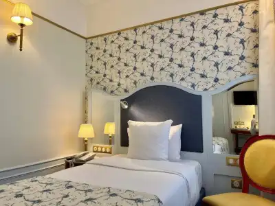 Hôtel Mayfair - 21