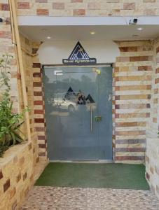 Seven Pyramids Inn - 15