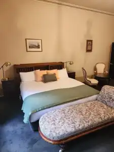 The Macquarie - 141
