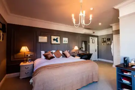 Brewers Inn - 2