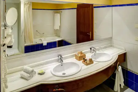 CM Mallorca Palace - Adults Only - 10