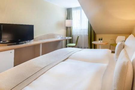 Garner Erlangen Süd by IHG - 86
