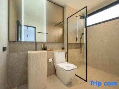 Shan Villas Sukhumvit - 241