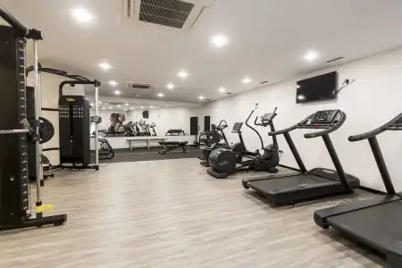 Seaview - Adults Only 16 Plus - 19