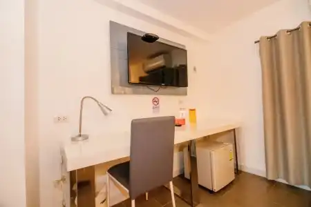 The Original Orange Rooms - 29