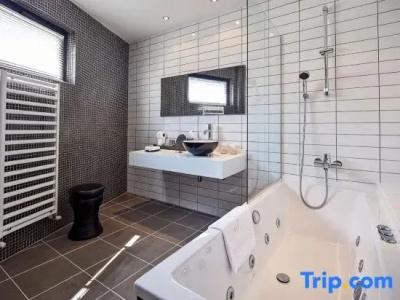 Med Inn Boutique-hotel - 64