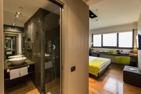 Best Western Plus The Hub - 59