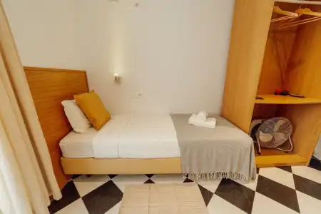 DownTown Guest House - 34