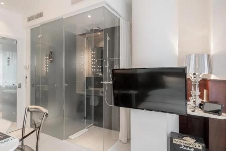 Ruby Coco Dusseldorf - 4