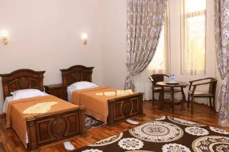 Luxury Guesthouse - 2