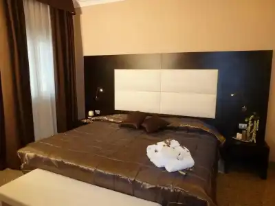 E H Suites Rome Airport - 62