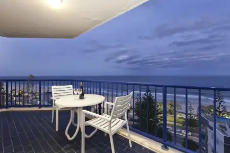 Surf Regency Apartments - 72