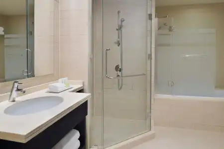 Le Méridien City Center, Doha - 11