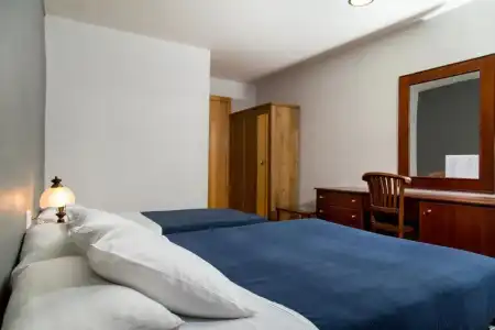 Hostal LK - 47