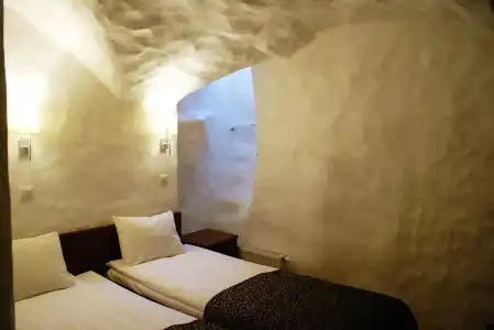 Gotthard Residents - 6