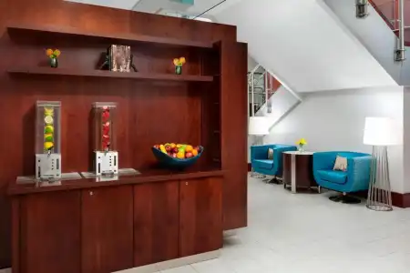Courtyard by Marriott Boston-Cambridge - 20
