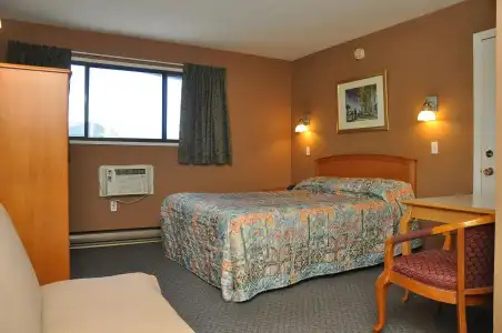 Canadas Best Value Inn - 21