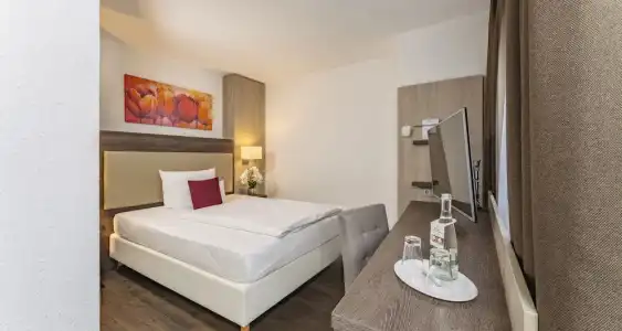PLAZA INN Karlsruhe Nord - 81