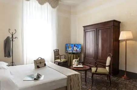 Grand Royal - 18