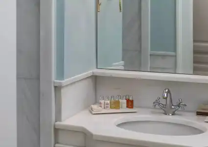 Noble Suites - 75