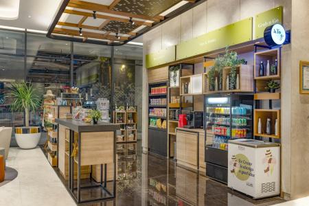 Hilton Garden Inn Jakarta Taman Palem - 42