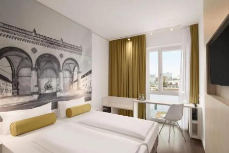 Super 8 by Wyndham Munich City North - 20