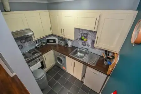 Drury Court - 83
