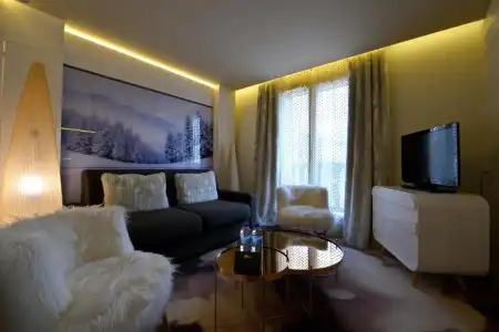 Hôtel Tsanteleina - 2