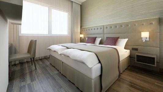 Radisson Blu & Conference Centre, - 6