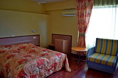 Royal Beach - 56