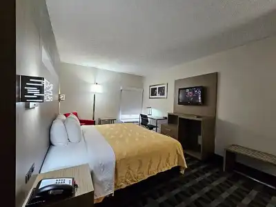 Quality Inn & Suites Irving DFW Airport South - 65