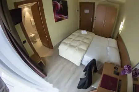 Best Western Class - 73