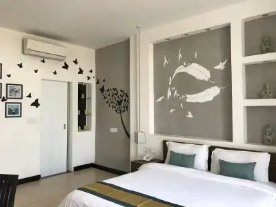 Asiban Quay Boutique - 4