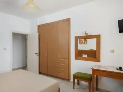 Fotis Studios Apartments - 4