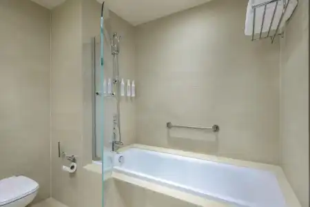 Le Méridien City Center, Doha - 10