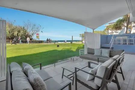 Rolling Surf Resort - 59