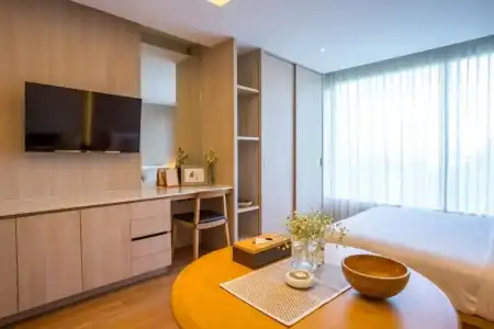Balcony Seaside Sriracha & Serviced Apartments (SHA Extra Plus) - 305