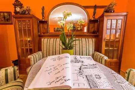 Pension Nostalgie - Minihotel - 41