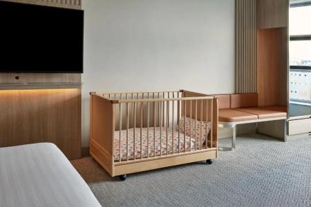 Courtyard by Marriott Berlin City Center - 36