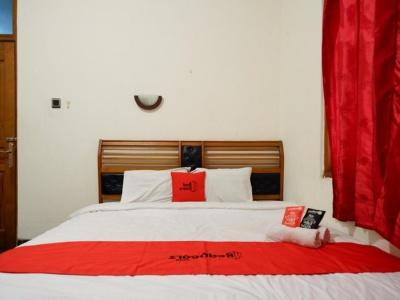 RedDoorz at Golden Inn Tugu Yogyakarta - 22
