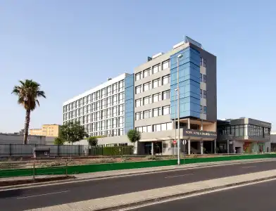 Exe Sevilla Palmera - 0