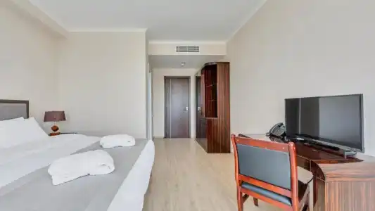 Lisi Hills - 116